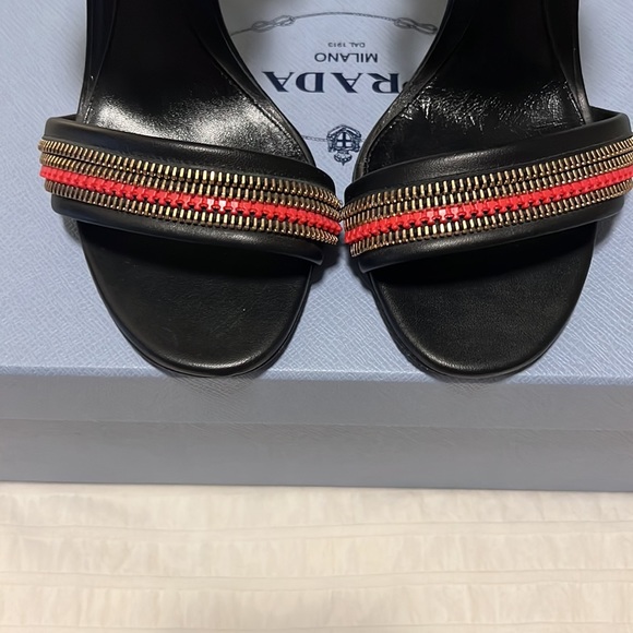 Alexander McQueen Heels 38.5 - Picture 2 of 8